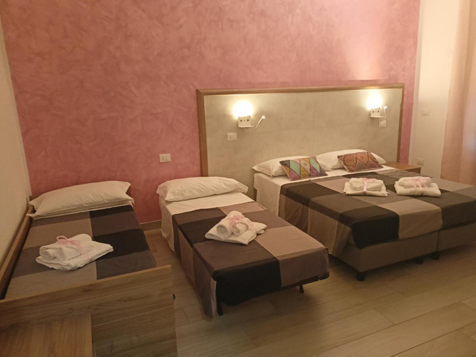 La Dea Rooms Ferrara Exterior photo